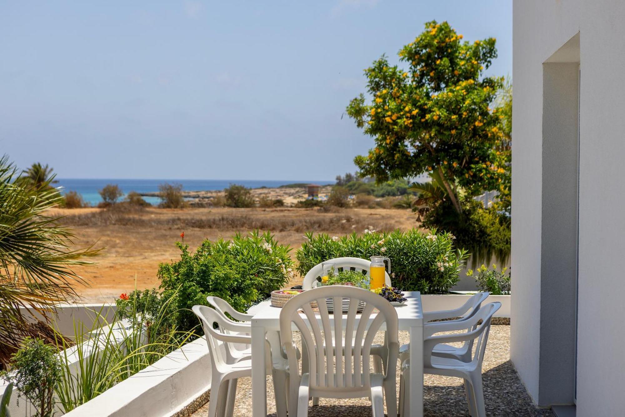 Protaras Nisia Seaside Villa エクステリア 写真