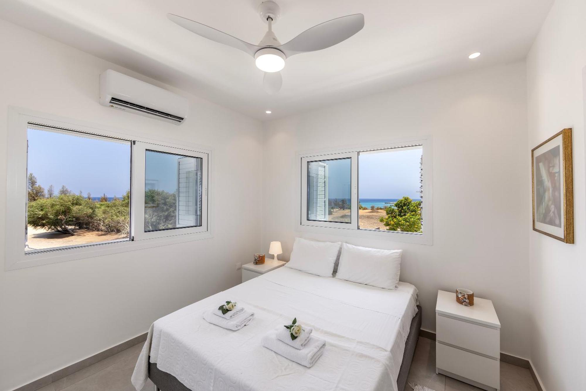 Protaras Nisia Seaside Villa エクステリア 写真